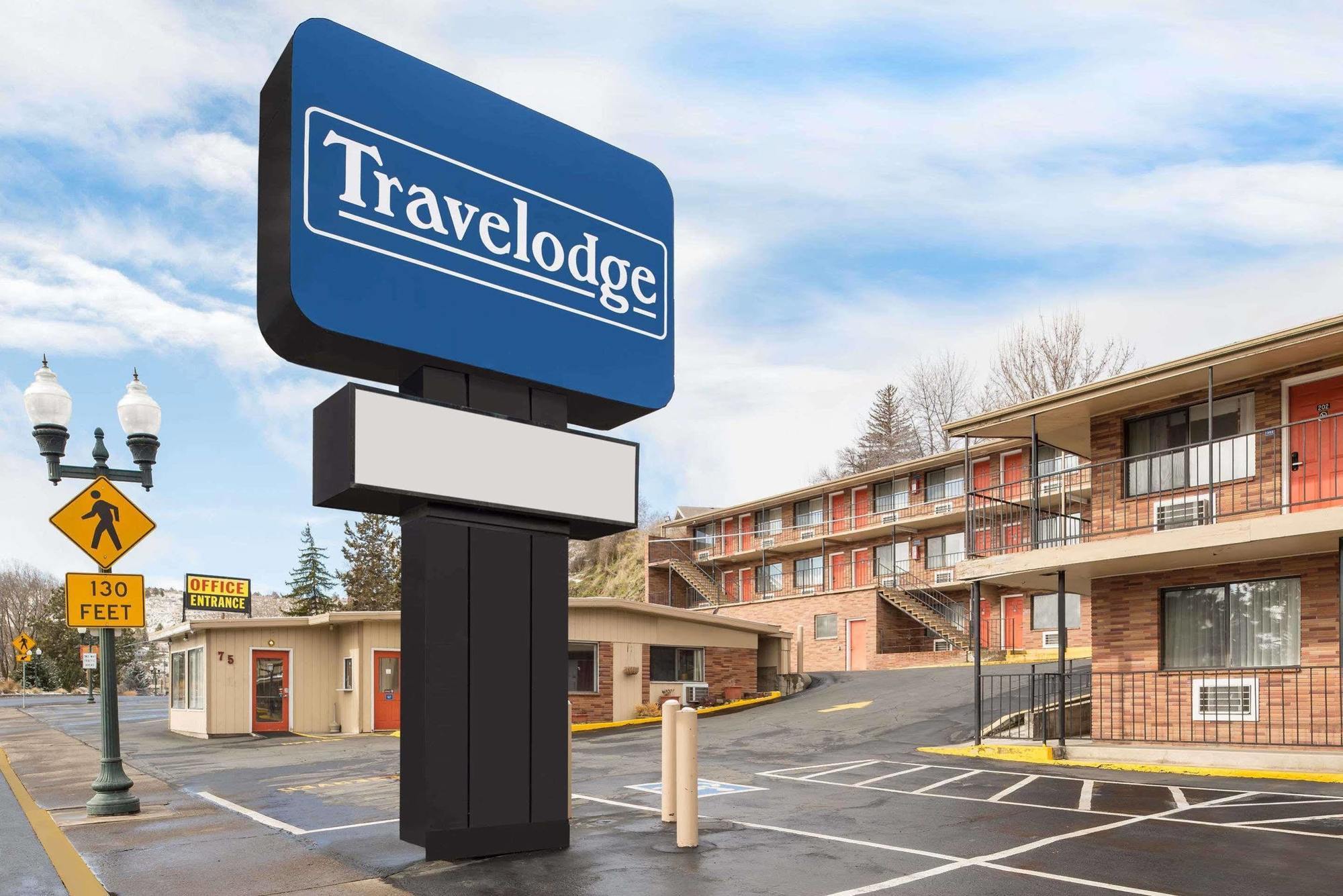 Travelodge By Wyndham Кламат-Фоллс Екстер'єр фото